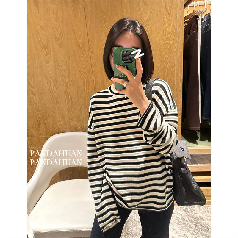kendall风*松弛慵懒感_卷边袖口落肩袖套头立体黑白条纹针织衫女