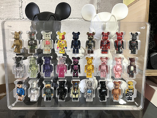 bearbrick100% display box水晶透明展示板27格装