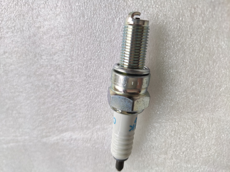 Cfmoto春风摩托车原装150nk火花