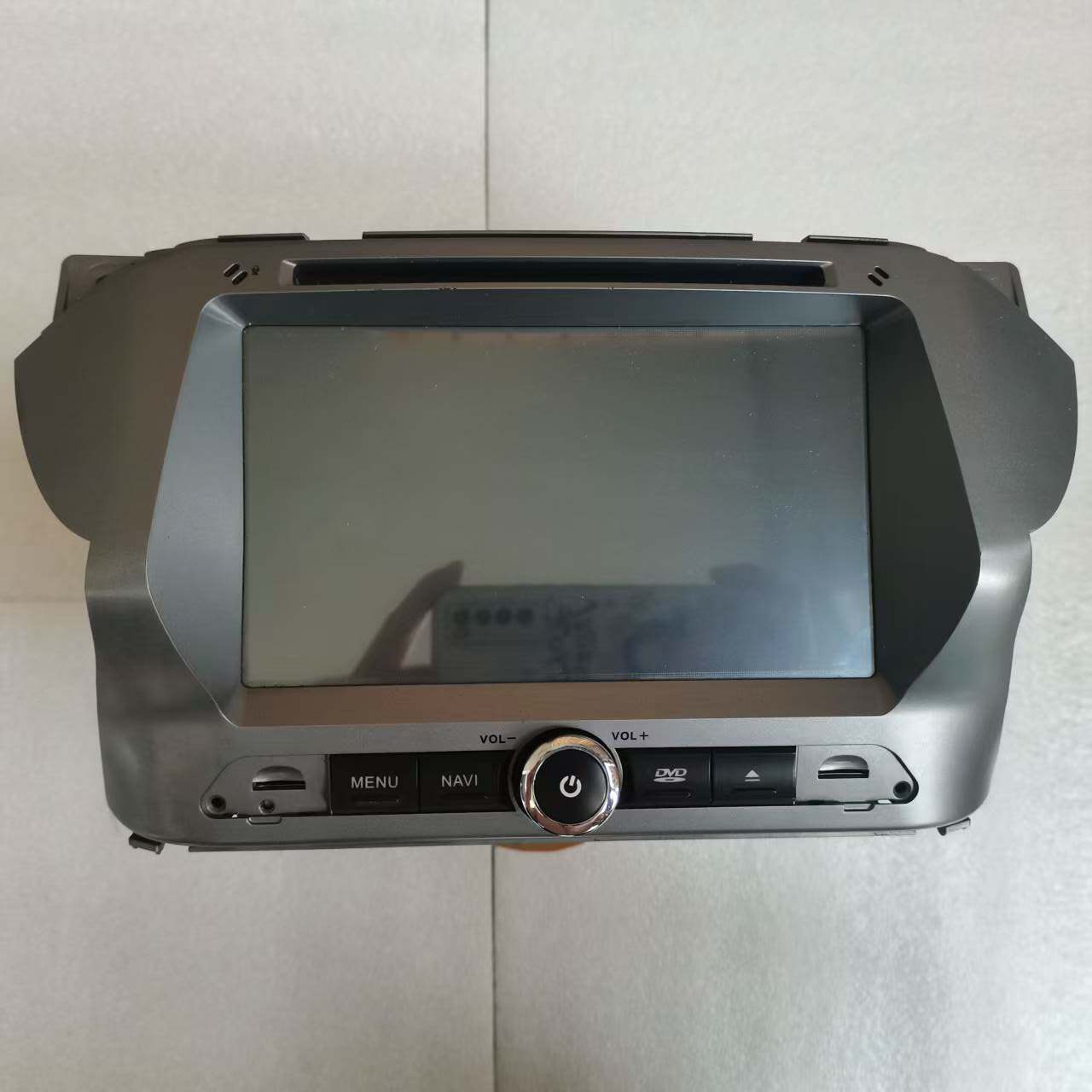 适用铃木奥拓专用车载DVD蓝牙中控导航GPS一体机原车风格