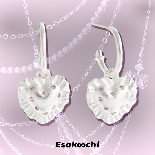 Esakoochi甜蜜回忆~原创设计爱心抱枕耳环气质甜美花边褶皱耳饰