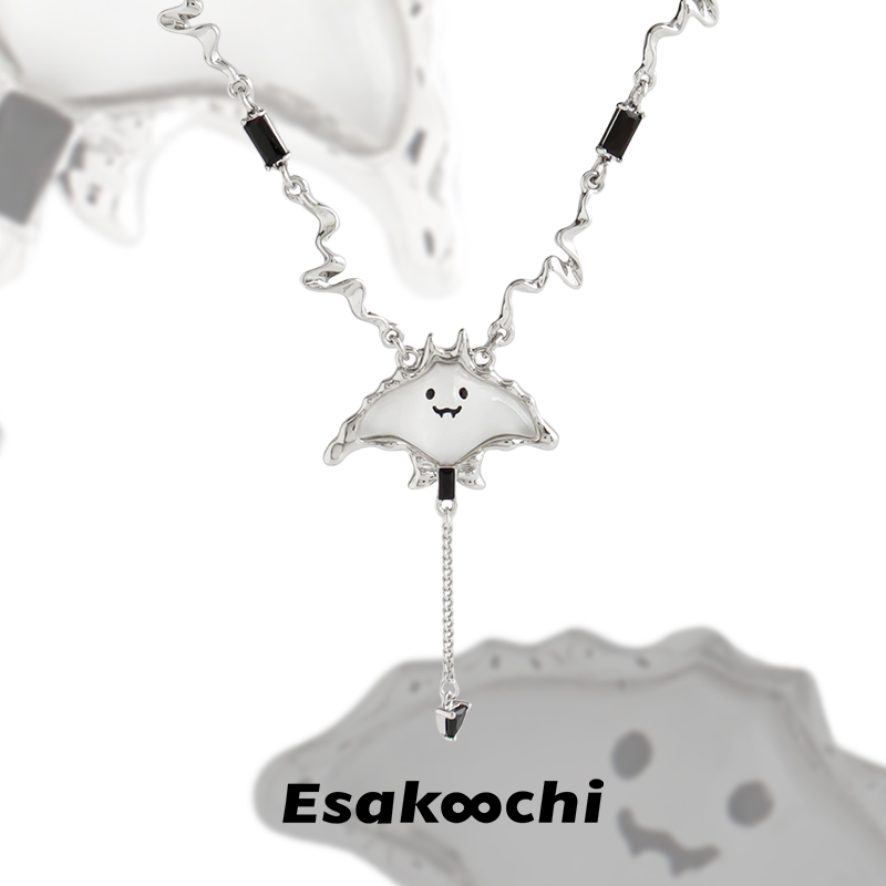 Esakoochi爱笑的魔鬼鱼~可爱恶魔鳐鱼项链原创小众设计闺蜜送礼