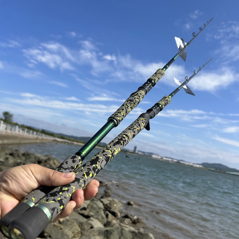 尾崎重草去打黑雷强竿黑鱼富士