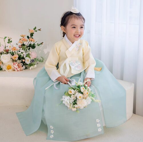 朝鲜族民族服装女士韩服手缝婚礼结婚韩服六一表演生日礼物十一