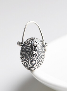 香囊嘎乌盒包包女士锁骨银吊挂坠