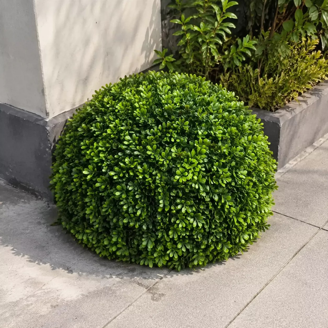 户外井盖遮挡装饰品遮丑绿植草球图片