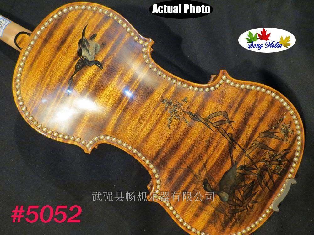 背板制作绘画精湛工艺小提琴
