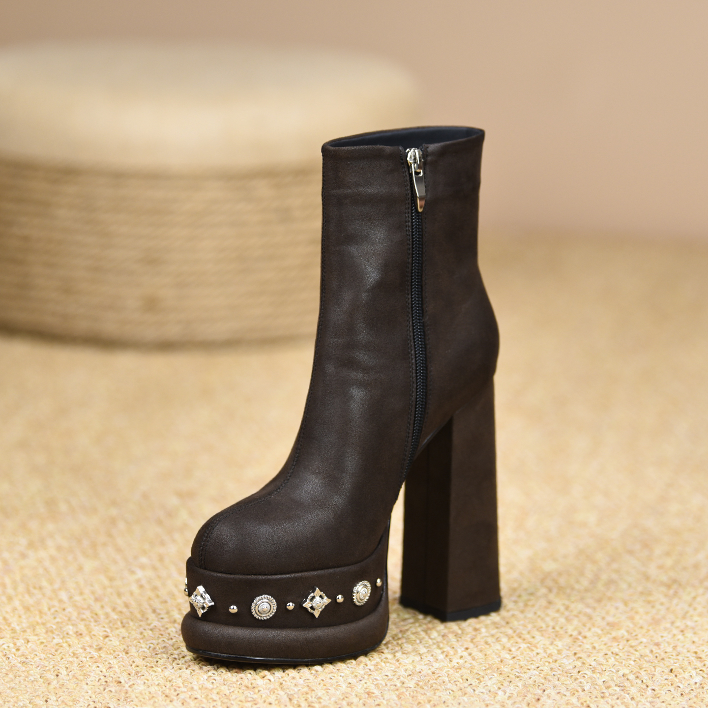 misili高跟复古秋冬高跟短靴