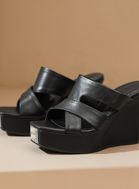 misili~10cm 方头坡跟外穿凉拖鞋2026夏季新款高跟凉鞋一字拖女鞋