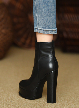 misili 13cm防水台粗跟短靴 2026秋冬季新款高跟鞋黑色厚底女靴子