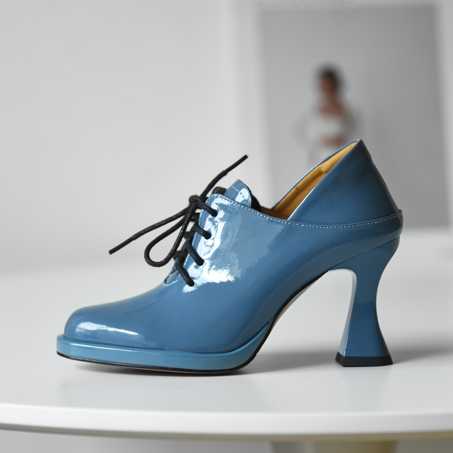 misili2026春新款深口粗跟单鞋