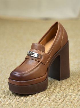 misili方头粗跟单鞋11.7cm复古高跟鞋2026春季新款一脚蹬厚底女鞋