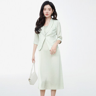 3.16春 专柜折扣女装 HH0U0045外套 吊带裙两件套装