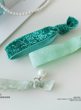实物太太太好看了~闪闪的薄荷绿色宽宽的发绳，花边珍珠吊坠发带