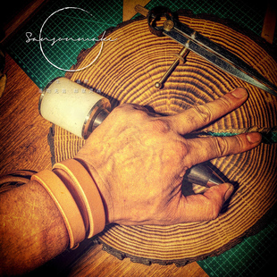 包邮 13mm宽 基础款净版 日本枥木皮手环养牛变色男女皮手链