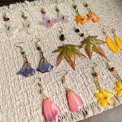 花朵干花永生向日葵滴胶蓝铃花工艺清新精致花瓣手工渐变植物耳环