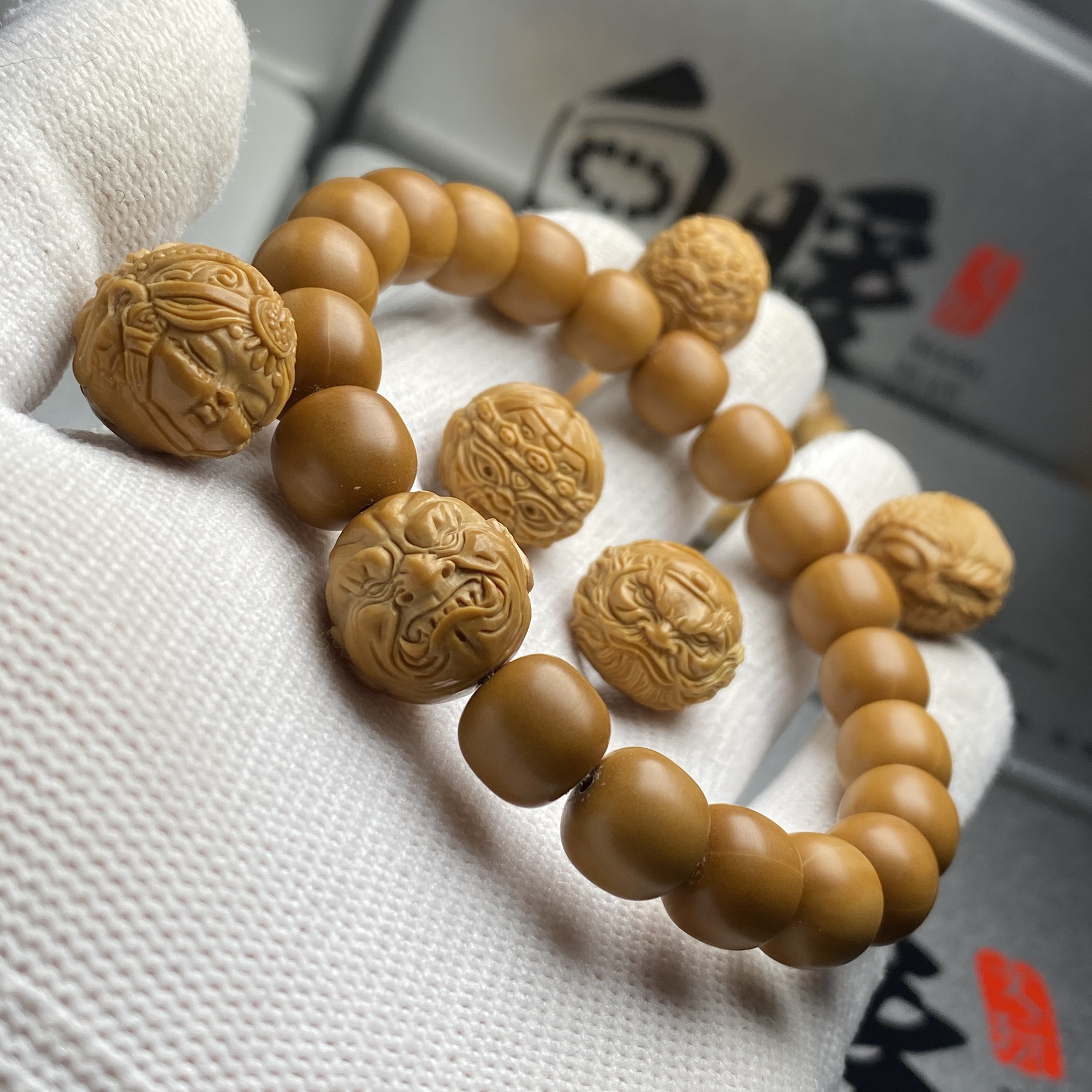 向暖文玩猴头核桃雕刻单籽手工精修原皮原色无药泡恶僧钟馗配饰