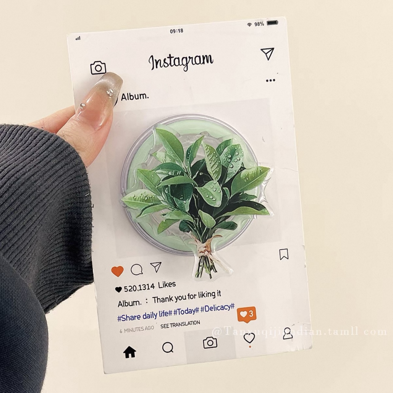 卡通圣诞摇摇乐适用Magsafe磁吸手机支架可伸缩折叠便捷强力吸附