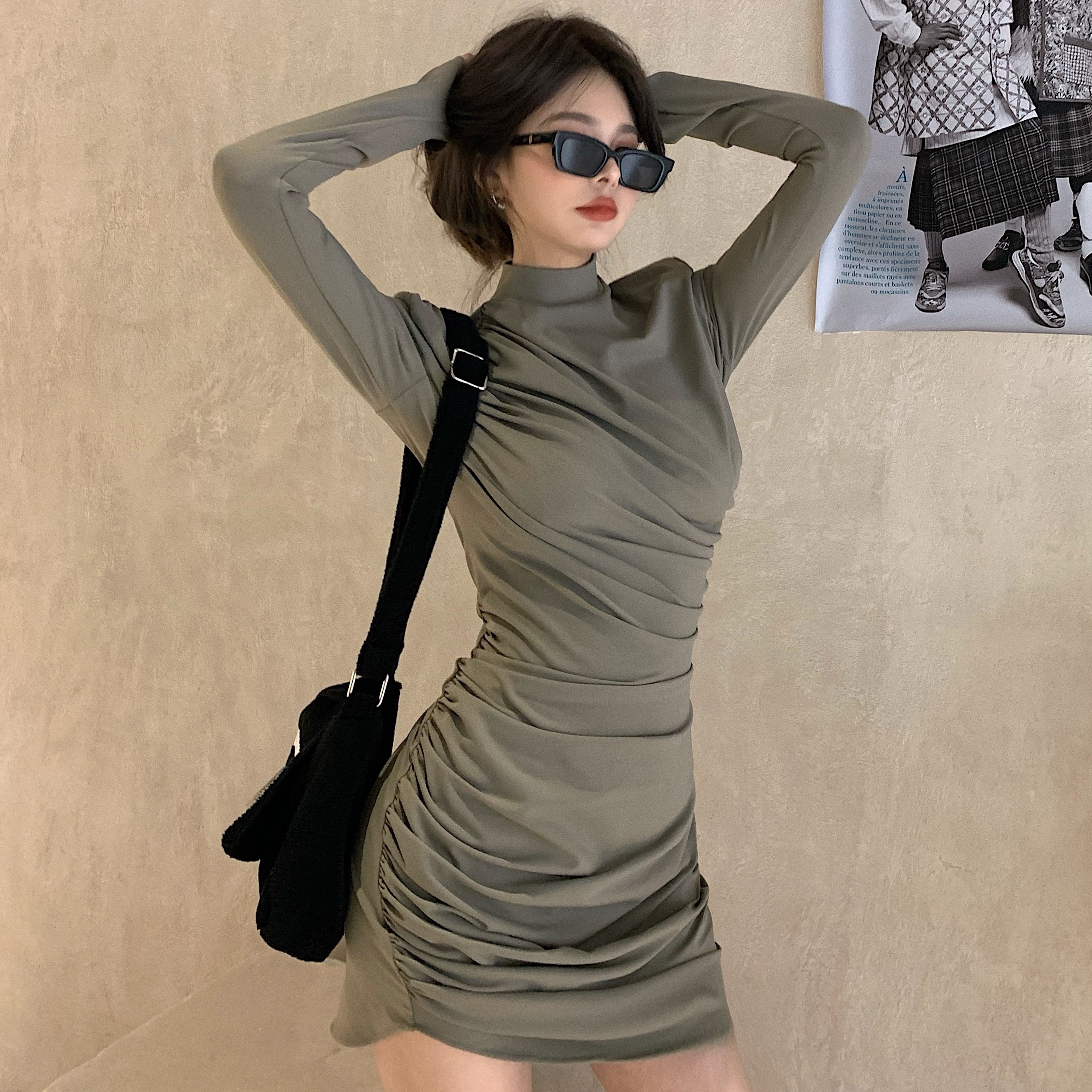 ~Real price stand up collar versatile Pleated Dress