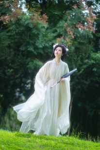 锦上堇瑟 《怜》武侠仙侠仙女服汉服直裾大袖衫影视装风白色汉服