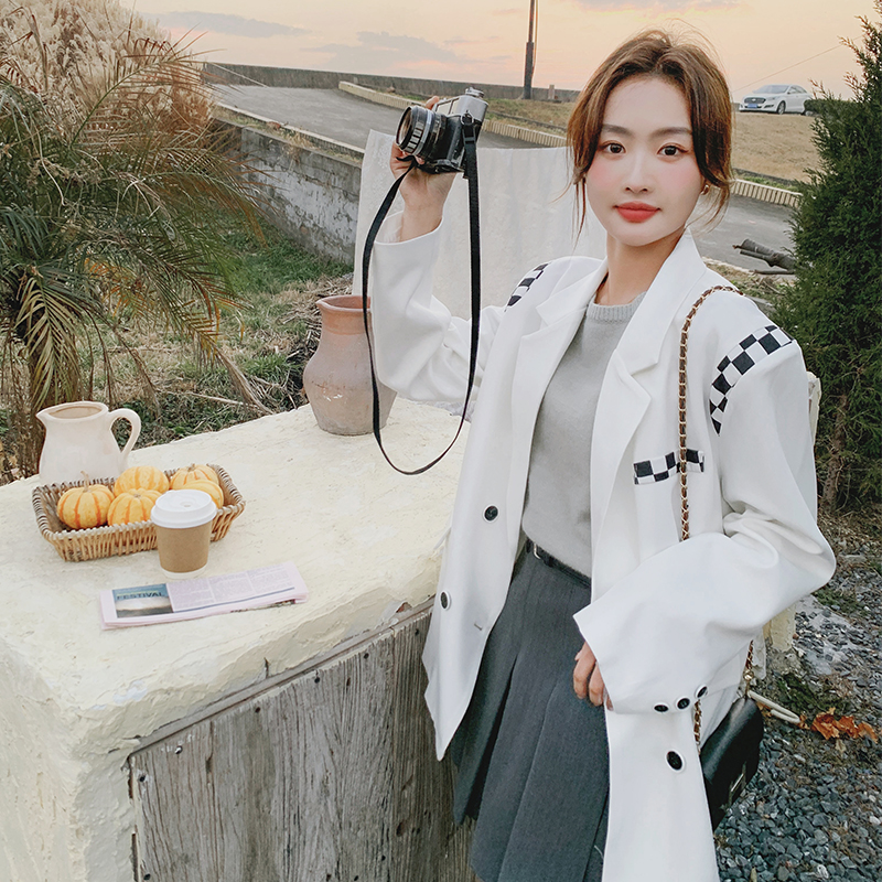 网红爆款白色西装外套女2025年春装新款设计感小众气质短款小西服，女装西装，浙宝256