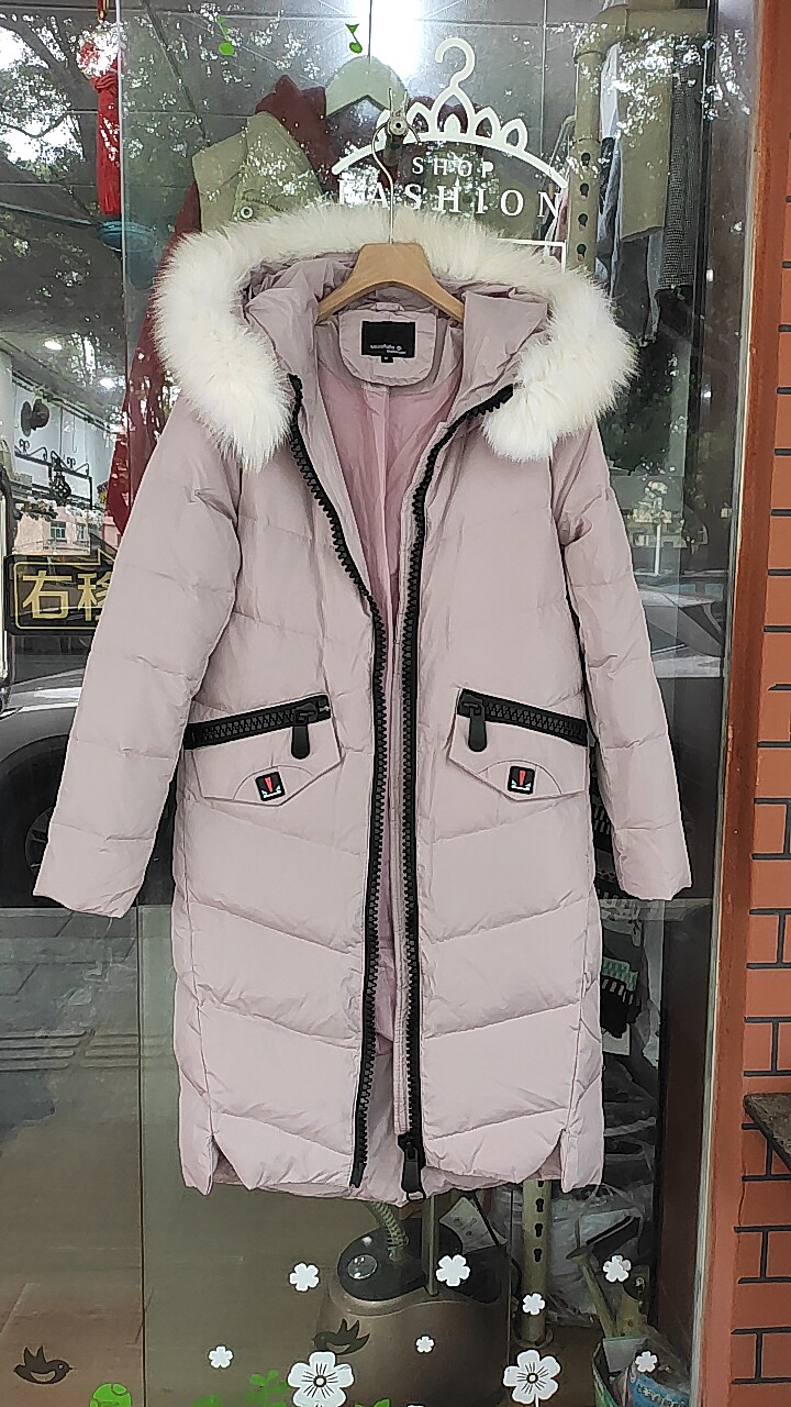 冬季羽绒 外套90%白鸭绒 尾单折扣 气质修身羽绒服真毛领中长款女