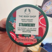 Strawberry Body Yogurt草莓优酪乳酸奶身体乳200ml