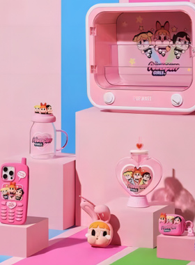 泡泡玛特CRYBABY x飞天小女警系列杯子手机壳耳机壳挂件潮玩周边