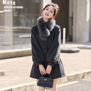 羽绒服女2025冬季系带收腰狐狸毛围脖灯笼袖毛呢外套大衣 MU8226