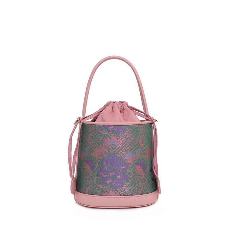 非遗宋锦新中式水桶包中国风单肩斜挎包桑蚕丝抽绳手提包丝绸女包,箱包皮具/热销女包/男包,水桶包,淘宝优惠券,粉丝福利购,淘宝优惠卷