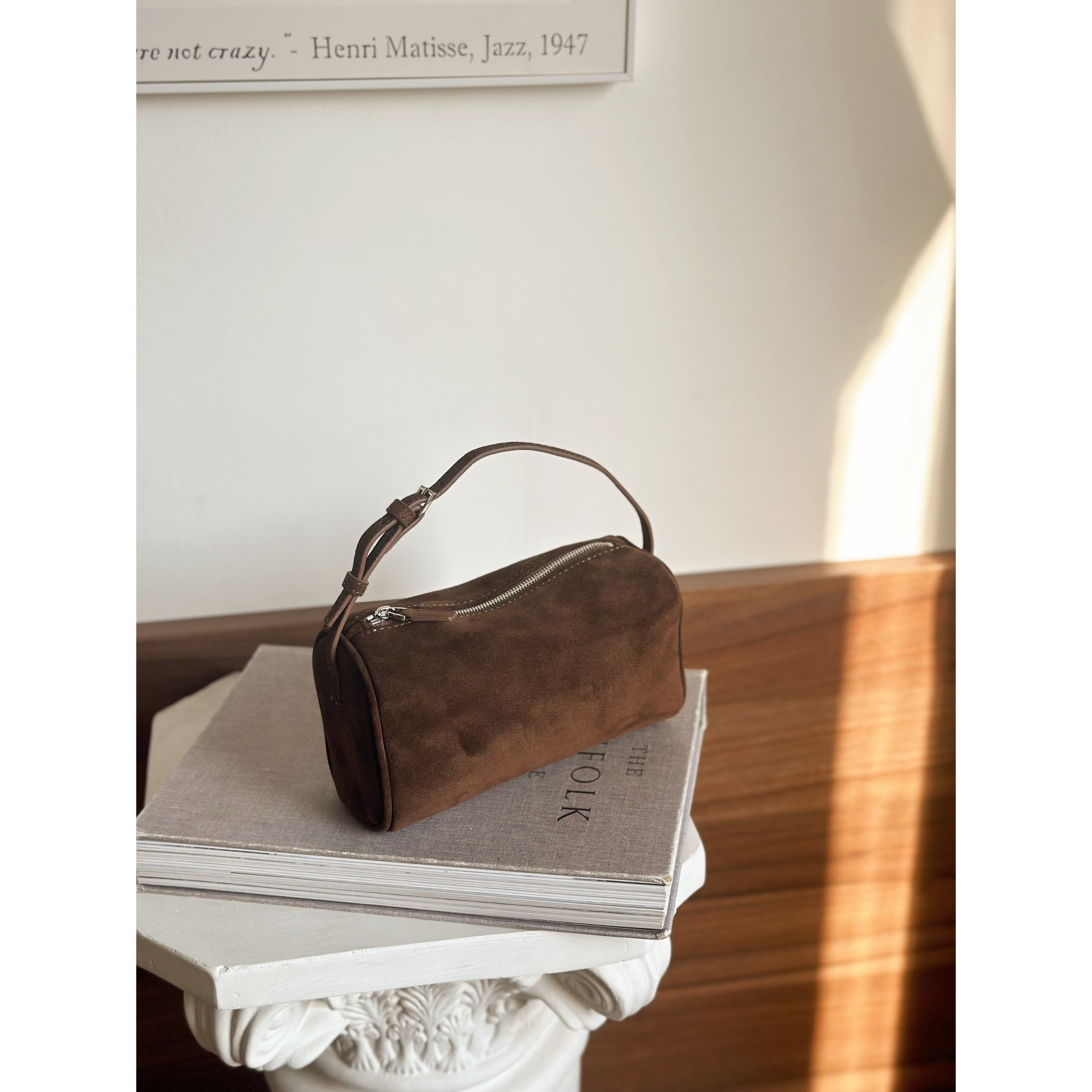 头层磨砂极简休闲羊皮手提笔袋包