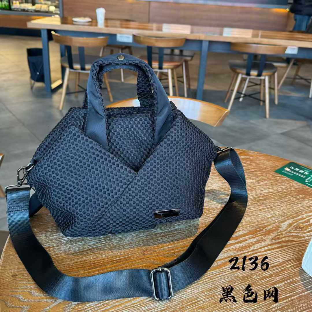 时尚女包新款网面手提包菱形单肩手拿包