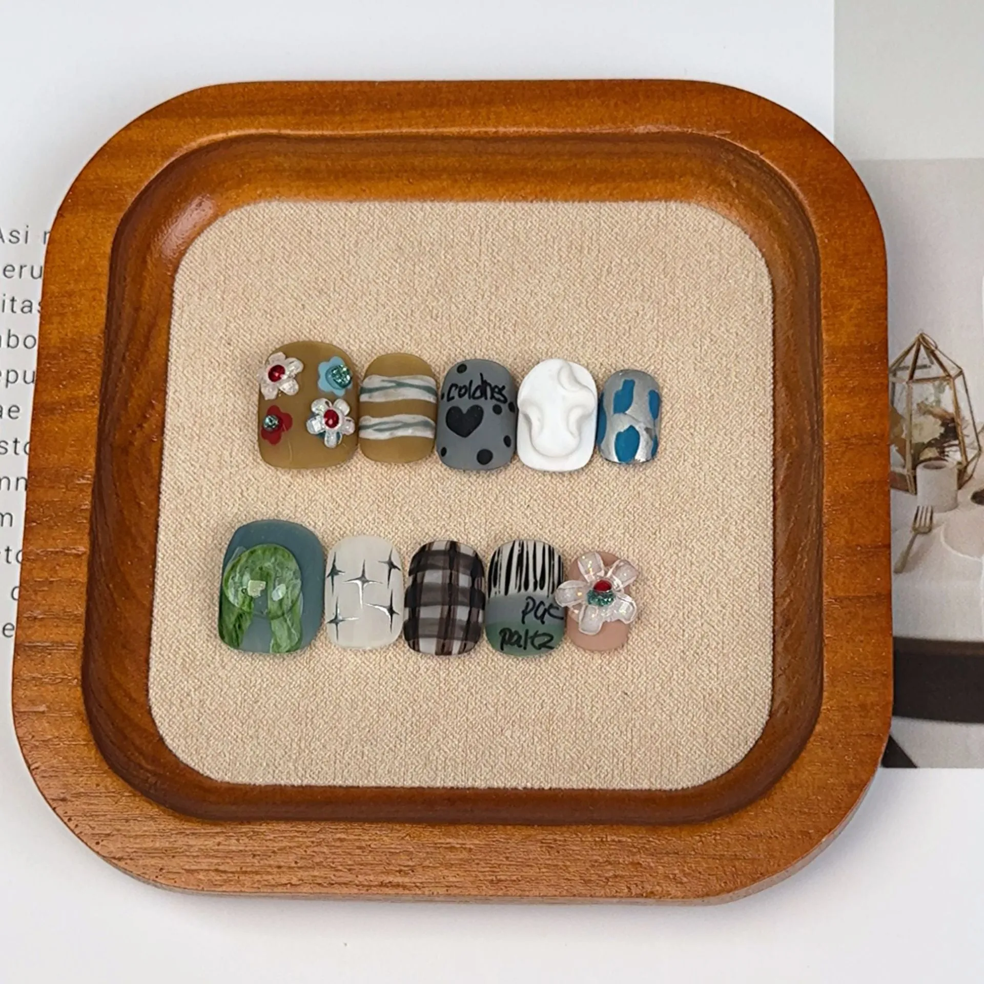 手工穿戴甲手绘油画小众日系高级感显白穿戴美甲成品指甲贴短款