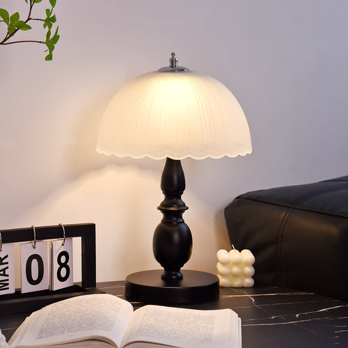 中古高级感台灯卧室床头灯小夜灯