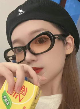 蓝色墨镜攀登扣眼太阳眼镜