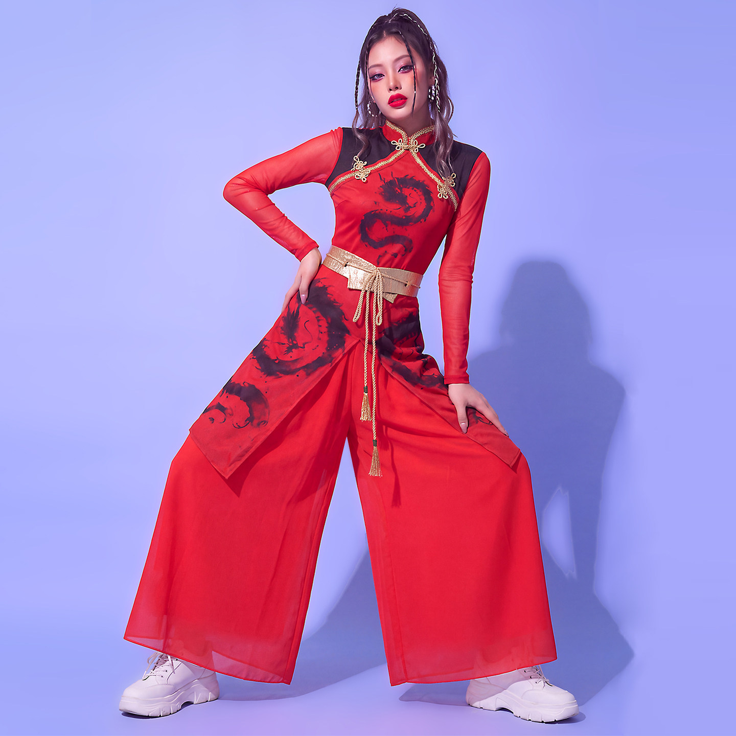 红色国潮爵士女团打歌服套装