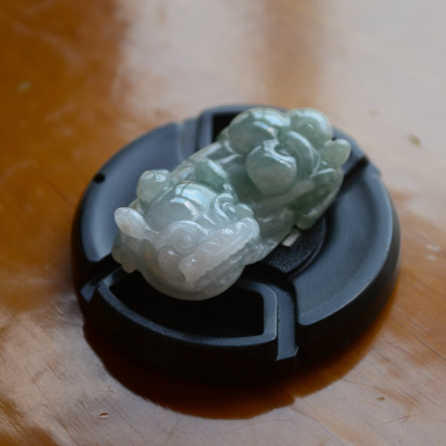 缅甸A货冰油绿翡翠貔貅吊坠招财