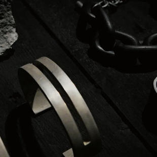 Endless Abyss P4风格经典镂空手镯男女士暗黑先锋手环朋克风配饰