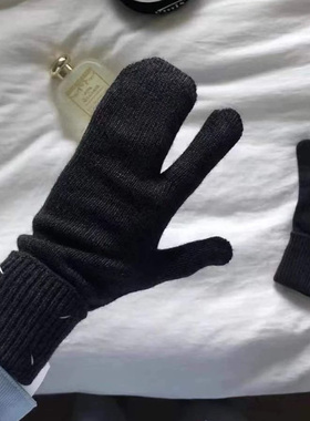 EA自主 M风格Tabi手套欧美时尚男女秋冬情侣时尚防寒连指针织手套