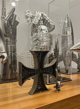 Endless Abyss 十字架烟灰缸朋克做旧忧郁的富二代十字花黄铜摆件