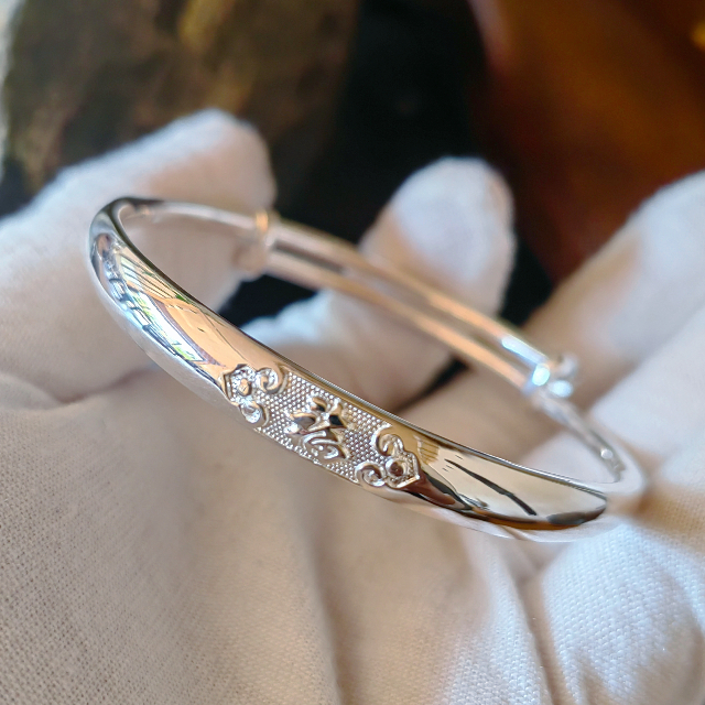 妈妈款纯银手镯足银9999长辈礼物