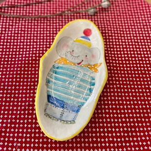 日本山口麻子手绘粉引碟子盘子餐盘西餐炒饭碟意大利面长款碟长碟