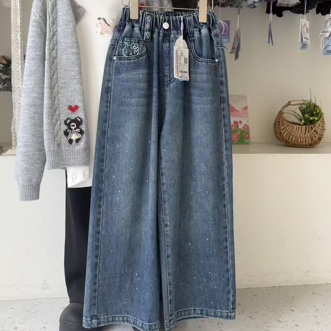 南瓜26新款直筒窄版牛仔裤