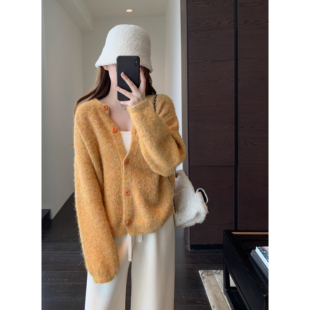 外套女秋冬2025新款 颜色好美 针织开衫 显白减龄毛衣长袖 AMR