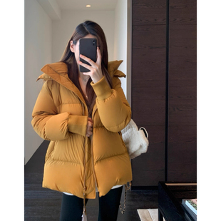 羽绒服女秋冬新款 AMR 三星90白鹅绒保暖连帽短款 轻奢鹅绒服