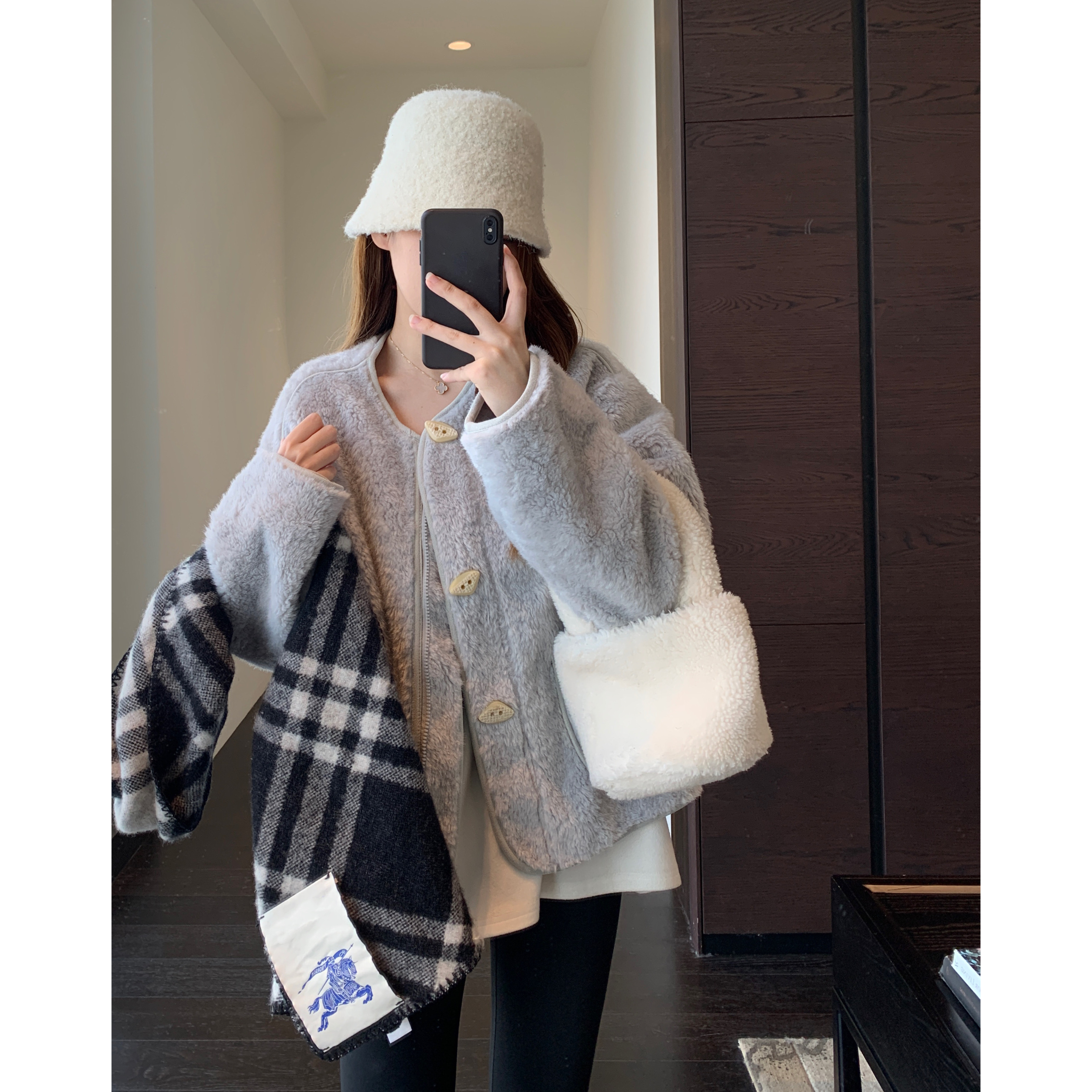 AMR UU◆名媛气质 氛围感保暖毛绒厚短款外套女上衣2025新款秋冬,女装/女士精品,短外套,淘宝优惠券,粉丝福利购,淘宝优惠卷