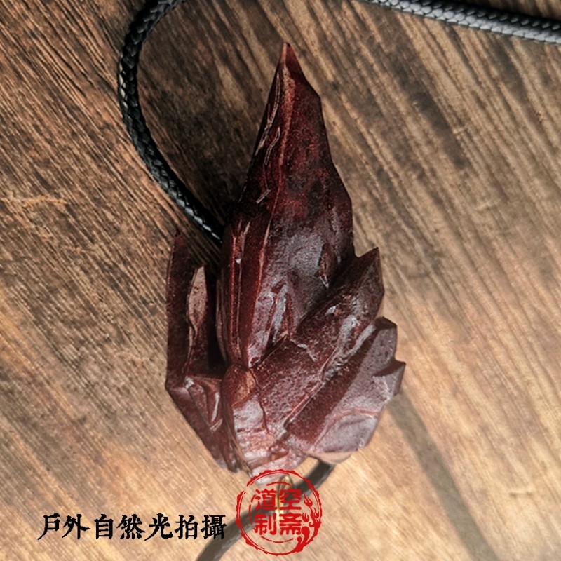 暴雪暗黑破坏神DIABLO世界之石游戏周边项链挂件礼品  黑色灵魂石