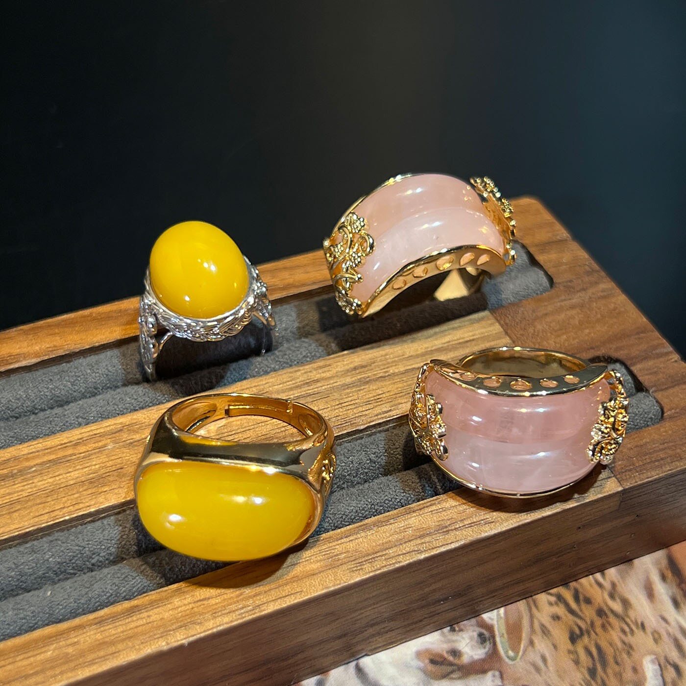 天然粉水晶双层开口戒指二代蜜蜡宫廷风复古高级vintage戒指跨境