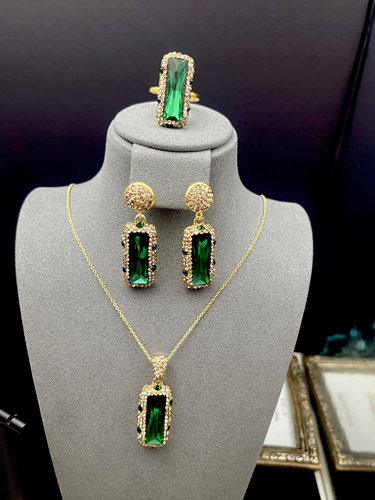 绿色长款耳饰戒指项链套装精致时尚气质高级感