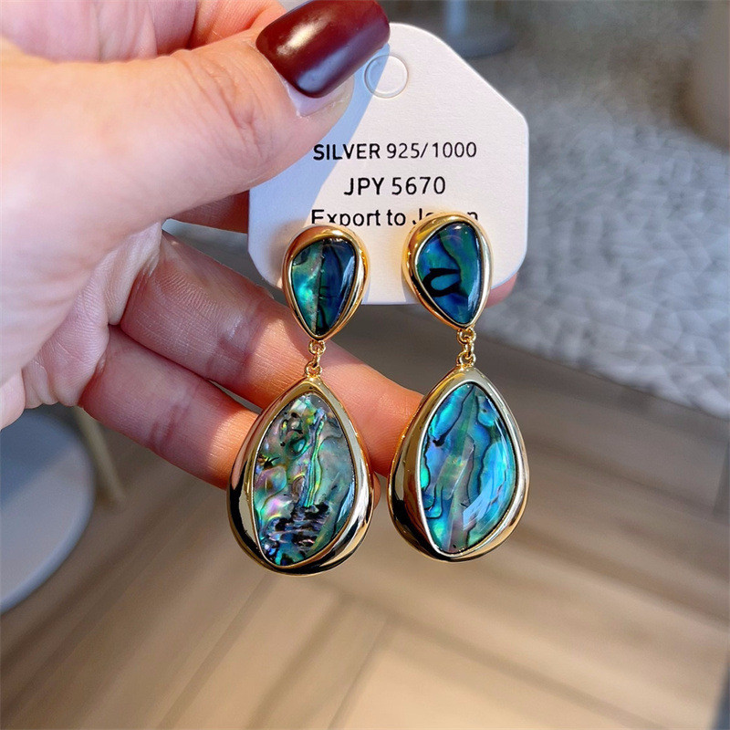 天然黑彩贝耳环女高级感轻奢气质大气宫廷风水滴款几何耳饰